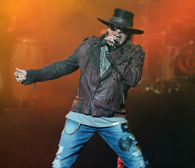 Axl Rose: Es un  reto ser vocalista de AC/DC