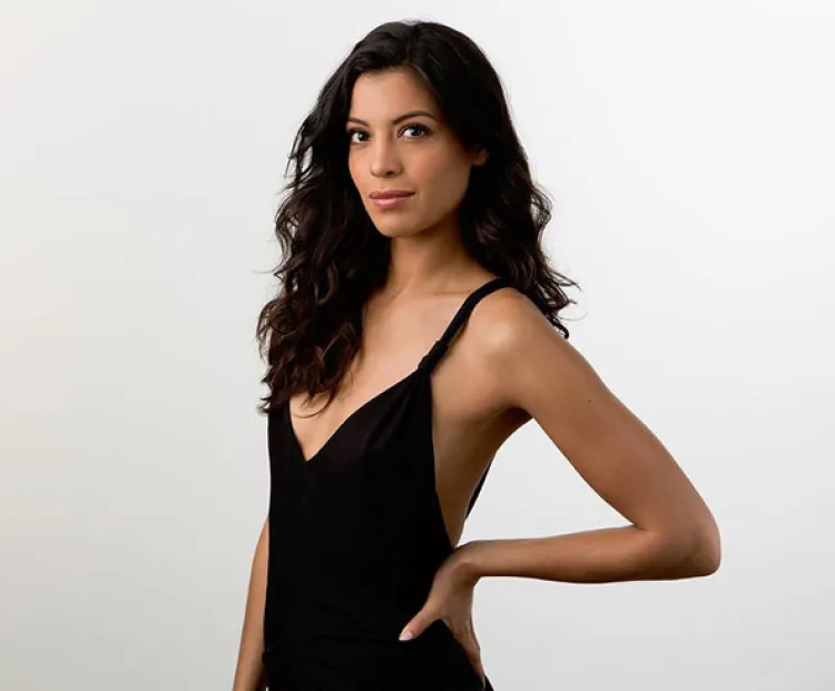 Stephanie Sigman Tiene una carrera envidiable