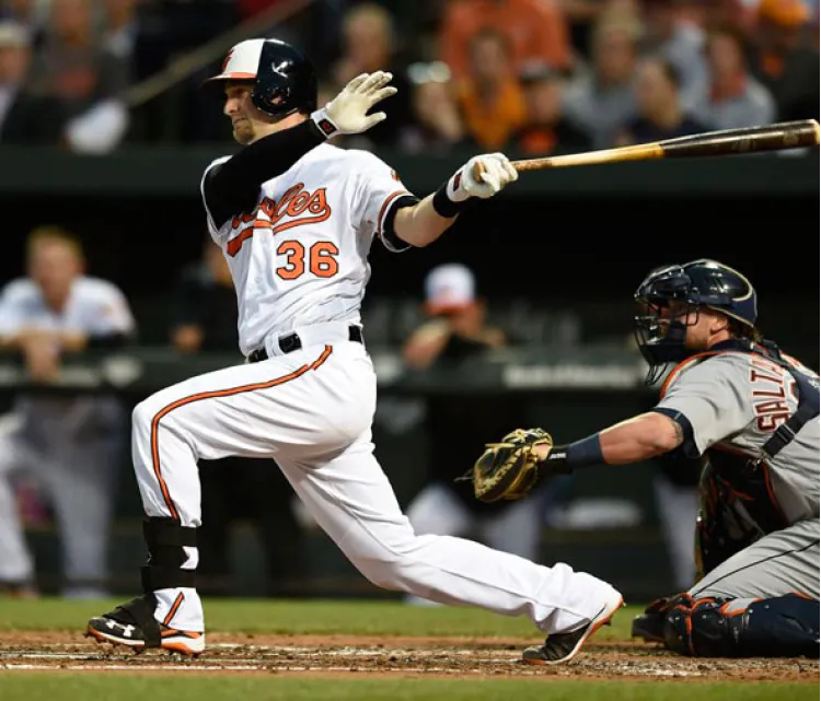 Remontada de los Orioles, Hit clave de Schoop