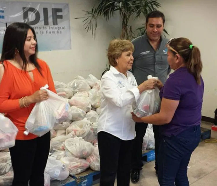 Entrega DIF apoyo a 300 familias nogalenses