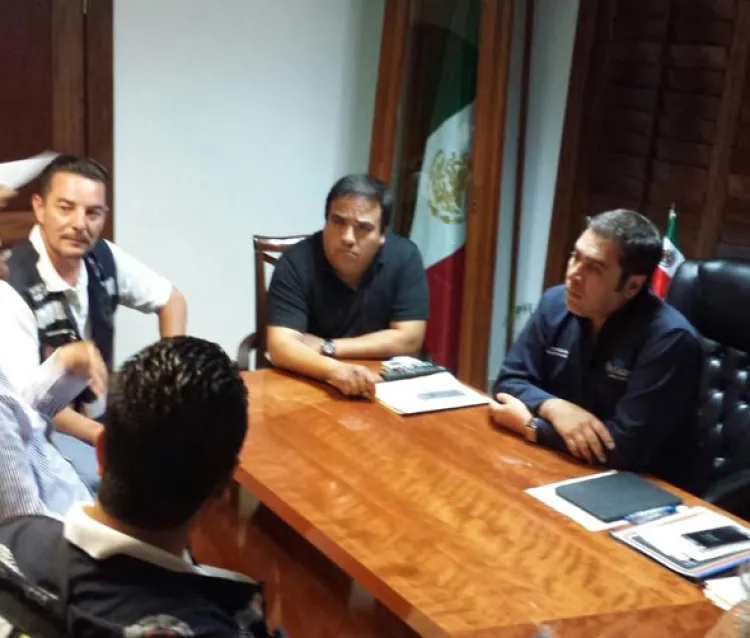 Donarán equipo  a bomberos de  esta frontera