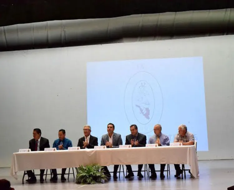 Inaugura Alcalde Jornadas Pediátricas