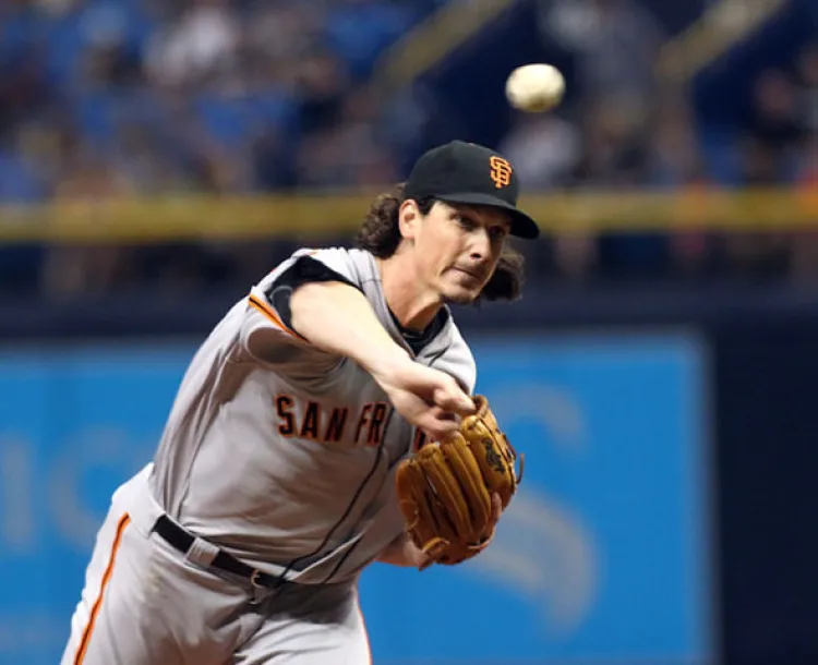 Jeff Samardzija  somete a Rays