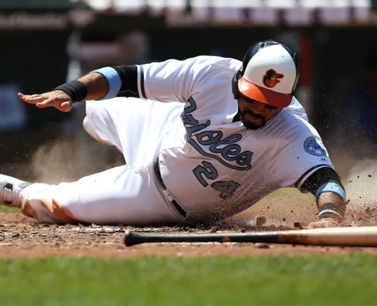 Dominan Orioles a los Azulejos