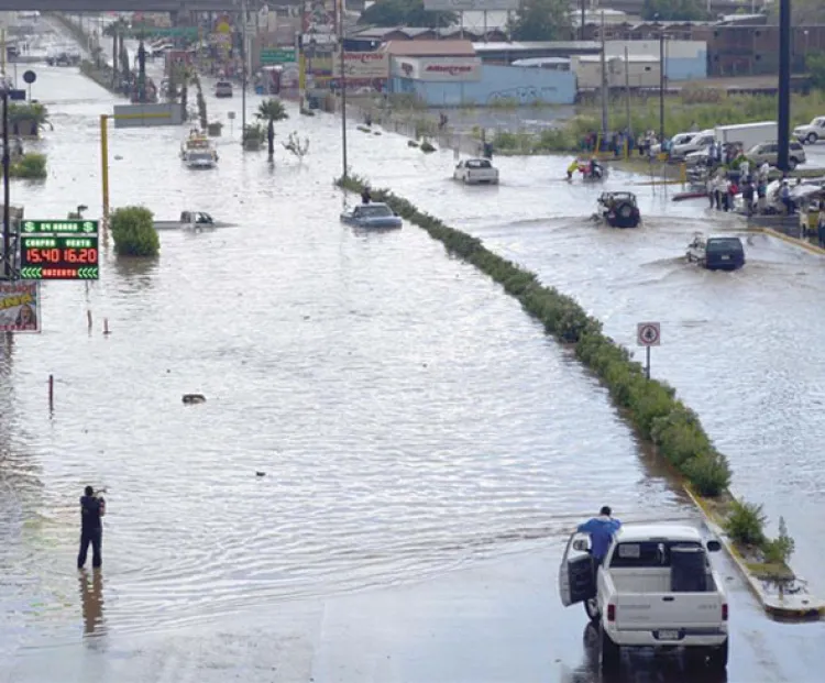 Cerrarán avenidas en días de lluvia intensa para prevenir