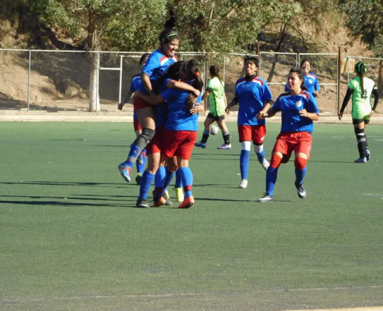 Arrasa el United en Copa Telmex sin recibir goles