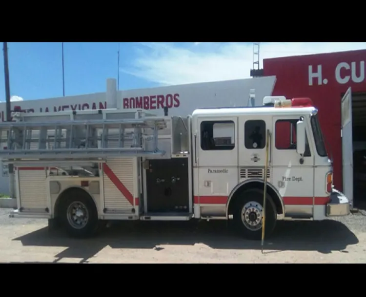 Adquieren Bomberos moderna máquina en Agua Prieta