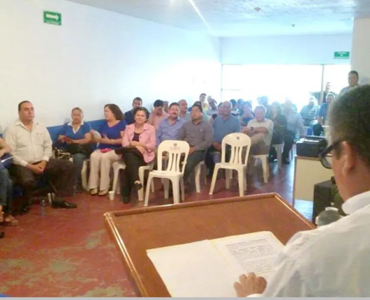 Estrenan panistas edificio y dirigente