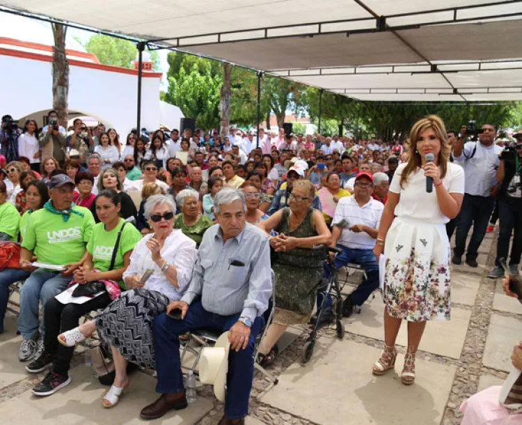 Gobernadora anuncia obras para la región