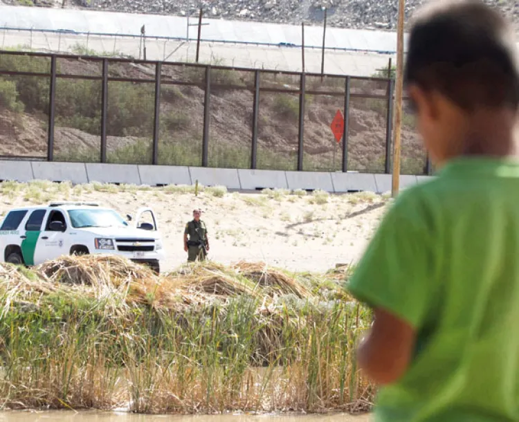 Crece detención de menores solos en la frontera