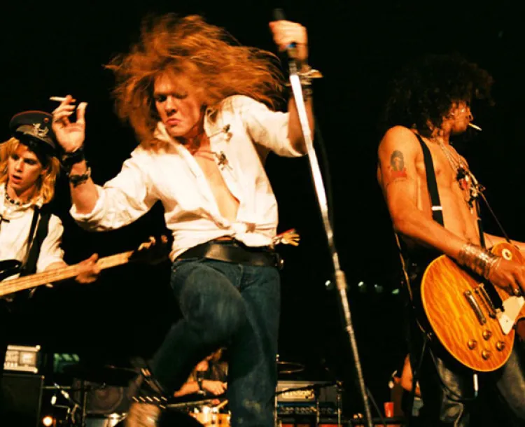 Al menos 30 arrestados en concierto de  Guns N’Roses