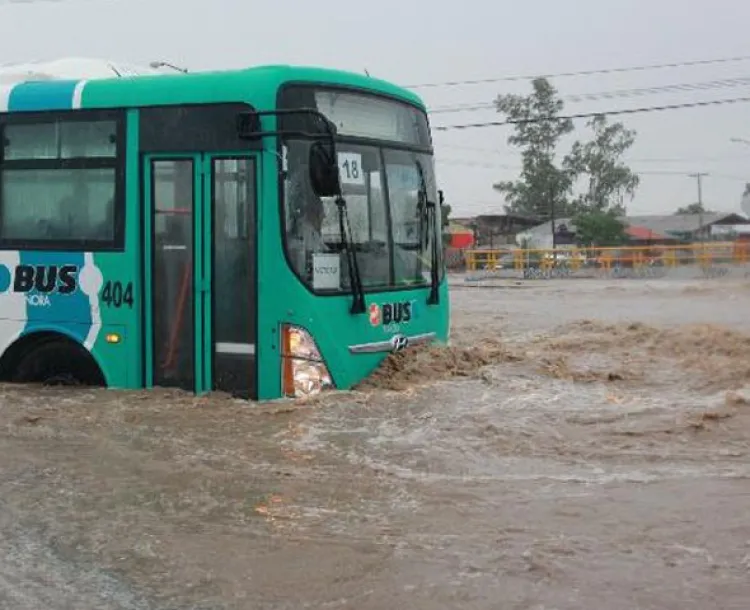 Mantendrán vigilancia  por lluvias en Sonora