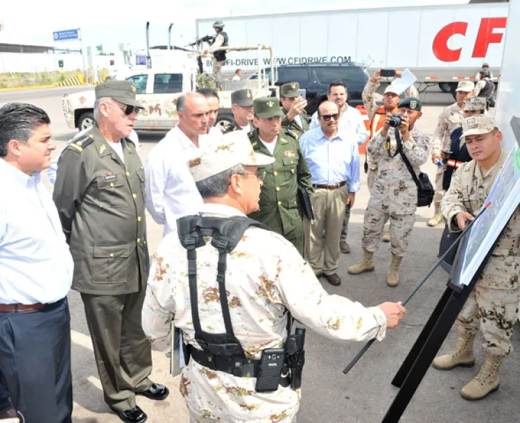 Supervisan titulares  de Sagarpa y Sedena  puerto fronterizo