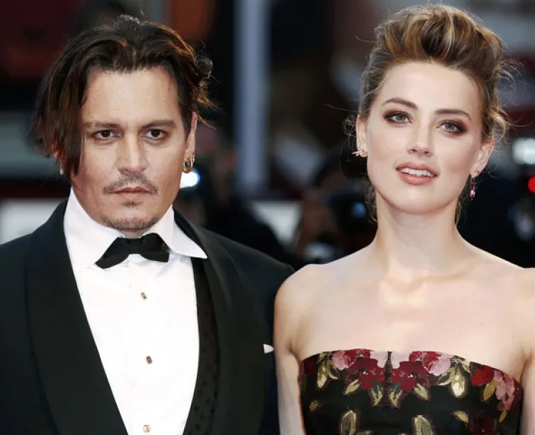 Amber Heard acusa a Johnny Depp de obstaculizar divorcio