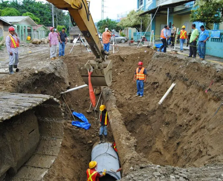 Revocan contrato a empresa para obra de alcantarillado en Agua Prieta