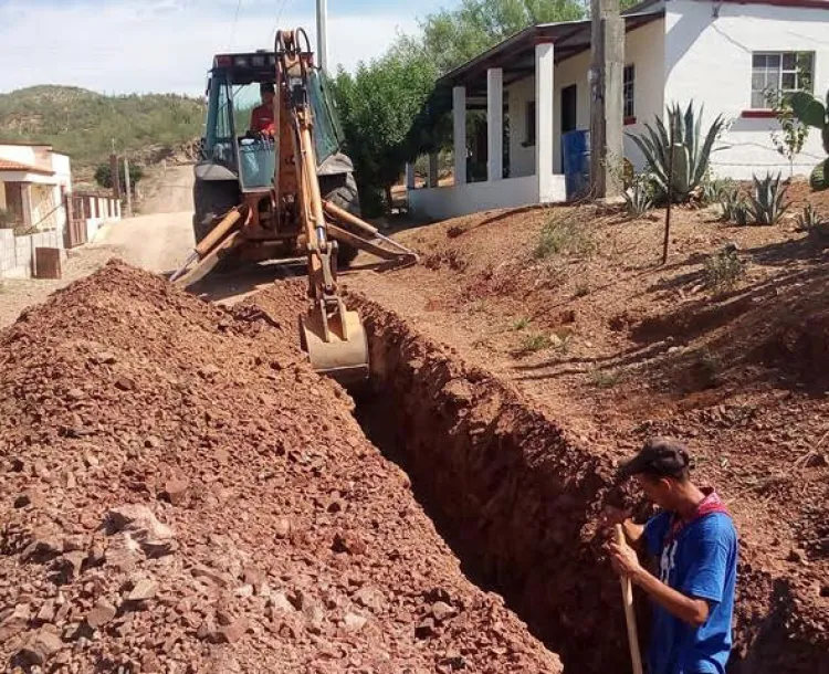 Trabajan en red hidráulica en Magdalena