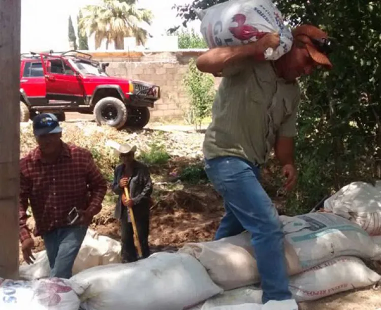 Protegen a colonias contra inundaciones en Agua Prieta