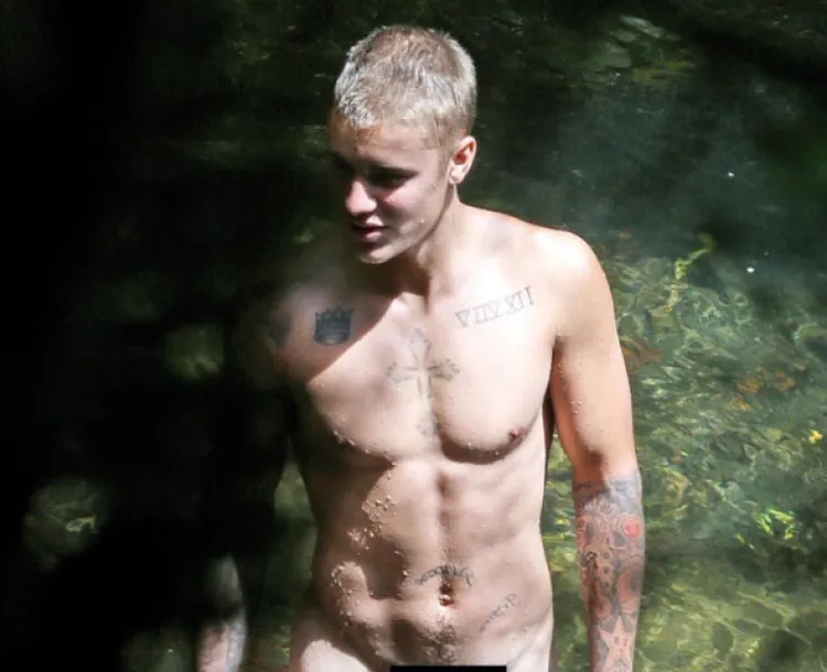 Bieber al desnudo