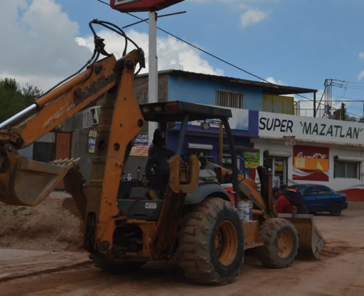 Servicios Públicos recoge 136 tons de tierra y basura