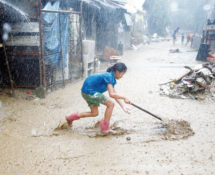 Mueren 5 personas por lluvias en Filipinas