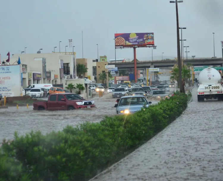 Analizan alternativas contra inundaciones en la Prolongación Obregón