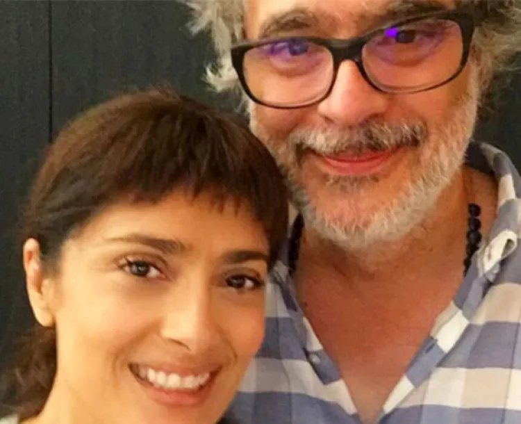 Salma Hayek estrena flequillo de película