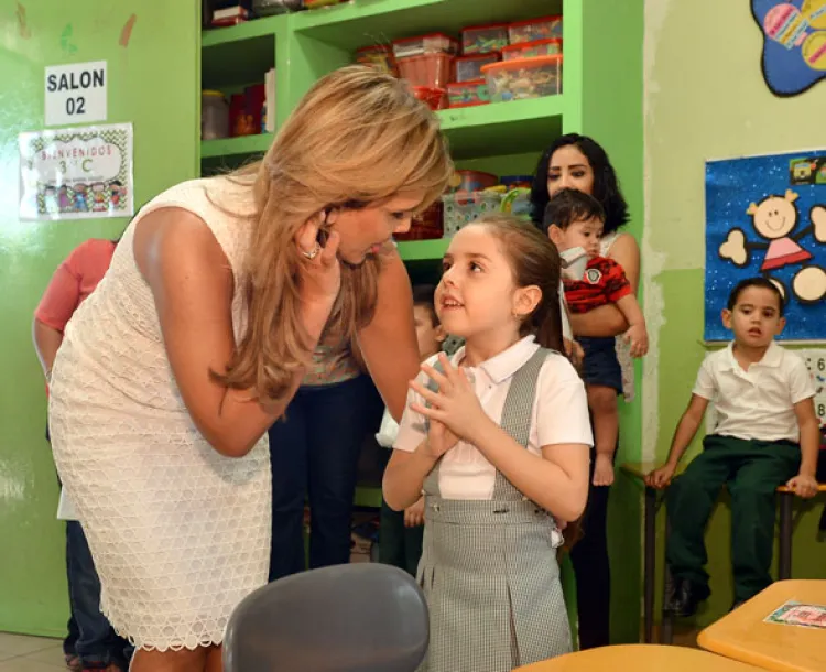 Orden y alegría en regreso a clases