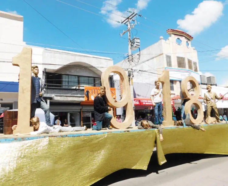 Realizan primer  desfile de la Gesta