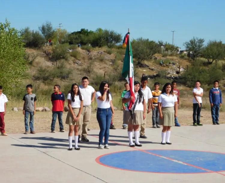 Visita Temo Galindo  Telesecundaria 172  en Mascareñas