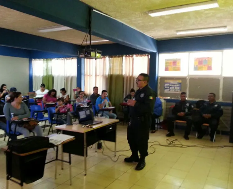 Lleva Unavim taller de prevención a escuela