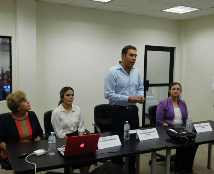 Ponen en marcha  taller de negocios  para mujeres