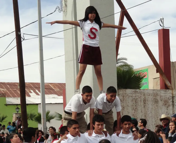 Preparan desfile de la Revolución Mexicana