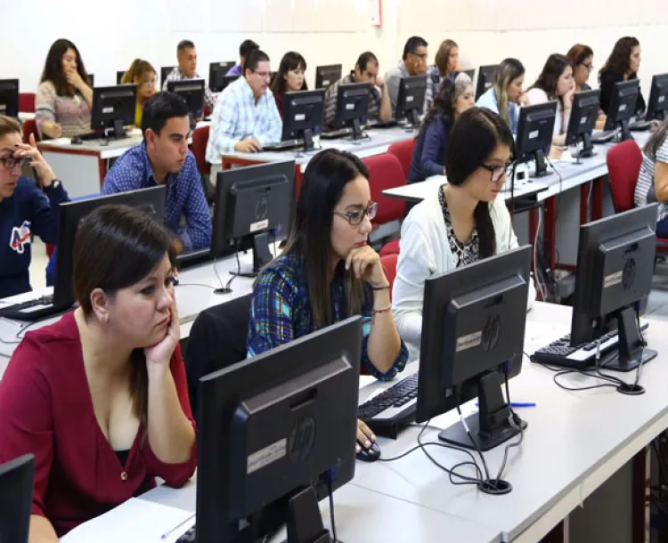 Acuden 100% de docentes a segunda jornada de evaluación