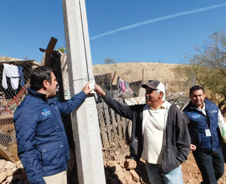 En Colinas del Sol cuentan  ya con alumbrado público