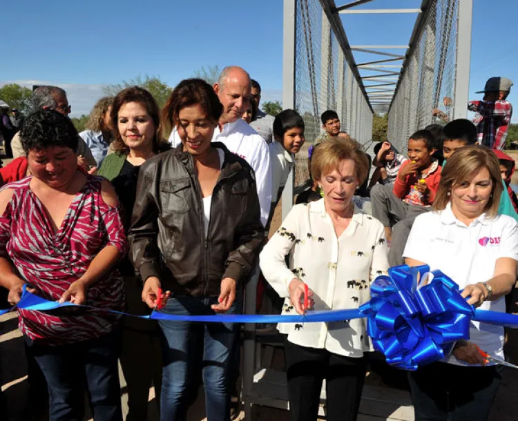 Entrega DIF Sonora  puente peatonal