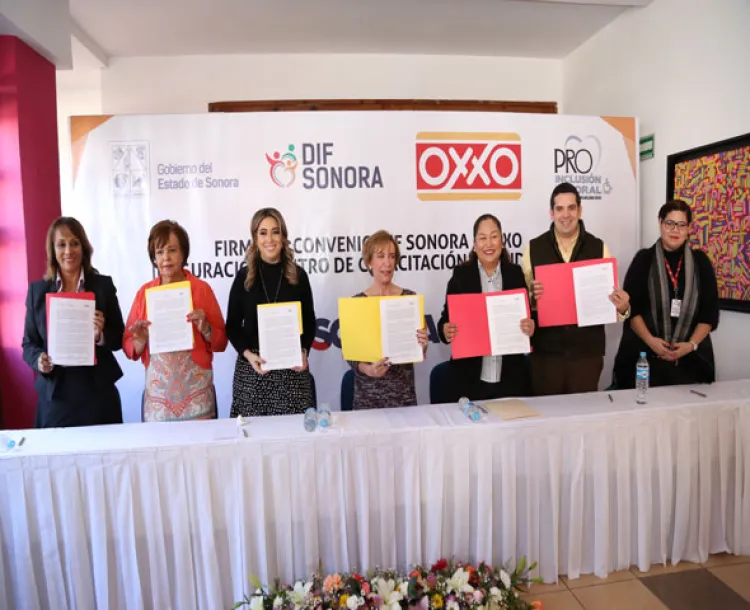 Capacitará DIF a jóvenes con discapacidad para laboral en Oxxo