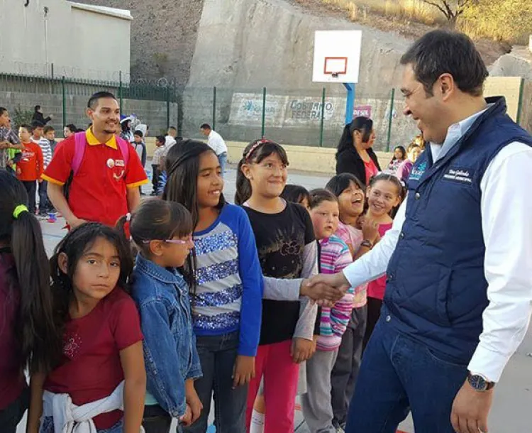 Llevan alegría a las colonias de la  ciudad con las Posadas Navideñas