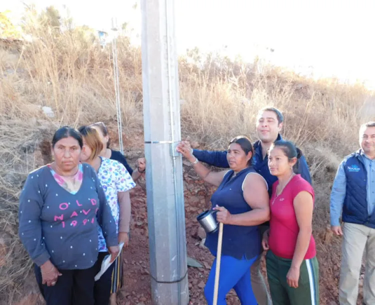 Inauguran obra de electrificación