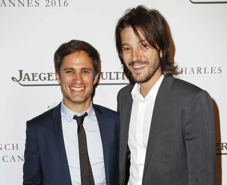 Diego Luna y Gael García  listos para los Globos de Oro