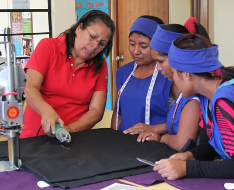 Reinician cursos y talleres en los centros comunitarios en Nogales