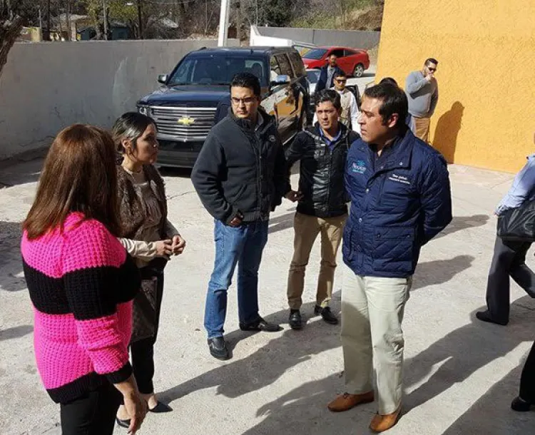 Visita Alcalde el albergue del DIF el día de ayer