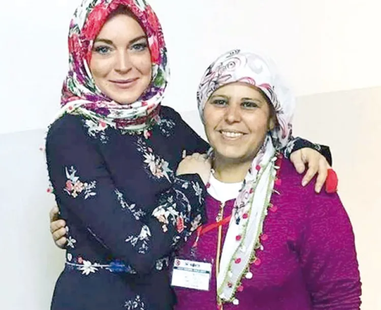 Lindsay Lohan se vuelve al Islam y borra sus redes