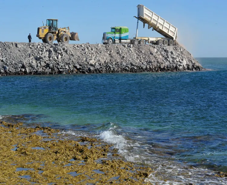 Sigue obra detenida del Home Port