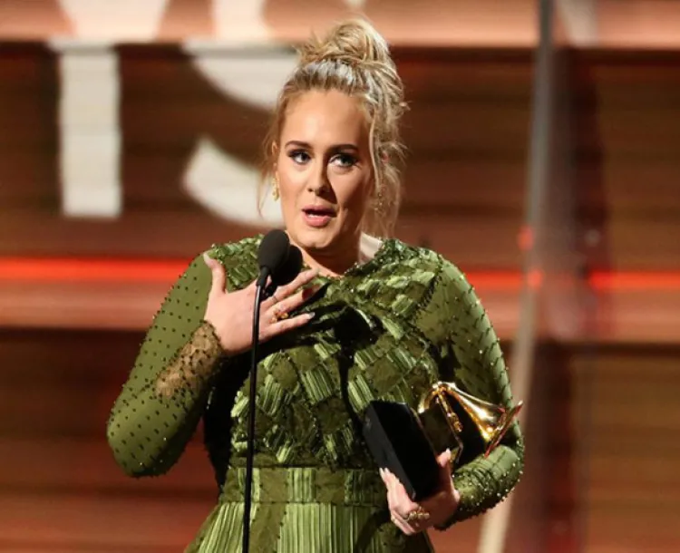 Adele se corona con 5 Grammy