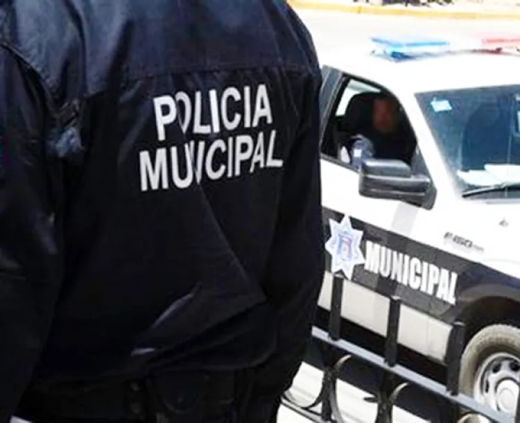 Investigan a policías por conducta inapropiada