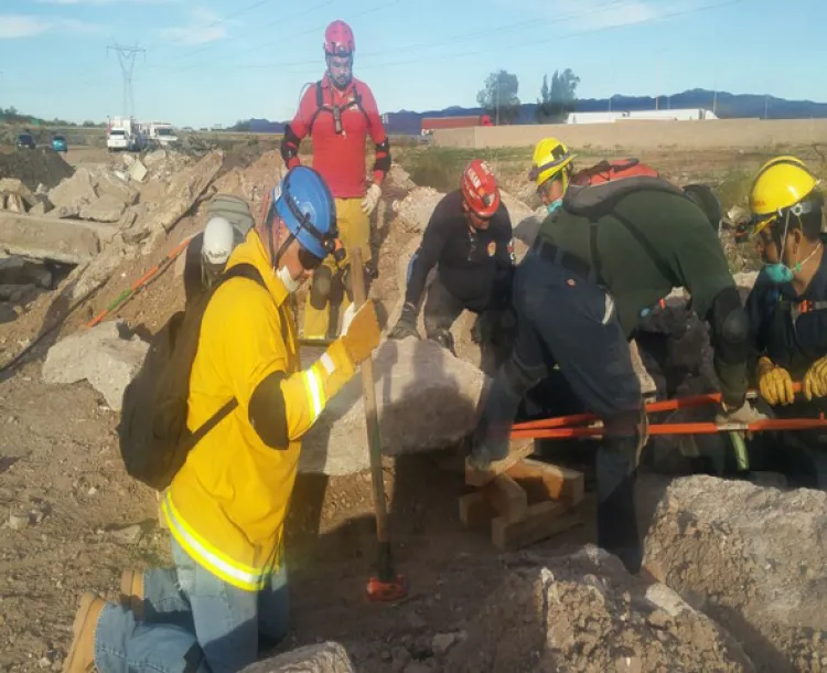 Bomberos se capacitan en estructuras colapsadas