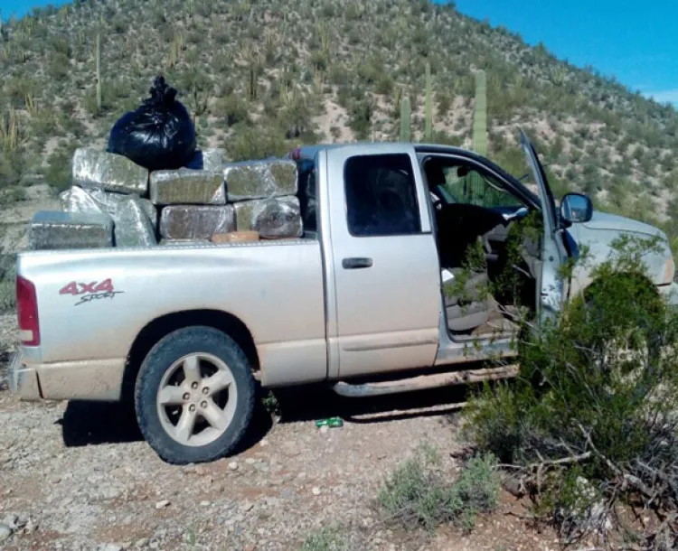 Aseguran PESP y Sedena 700 kilos de marihuana en Sonoyta