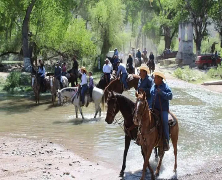 Concluyen festejos de San José con cabalgata en Ímuris