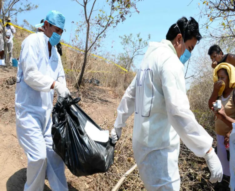 Identifican osamentas humanas