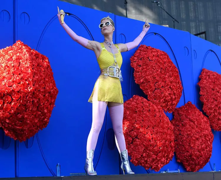 Katy Perry anuncia el estreno de su nuevo disco